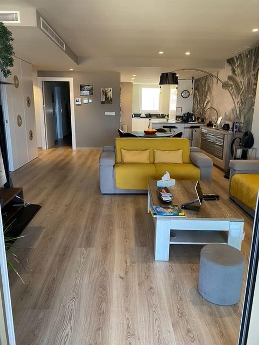 3 bedroom Apartment for sale in El Campello with pool garage - € 595,000 (Ref: 9132091)