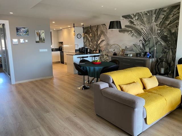 Apartamento de 3 habitaciones en El Campello en venta con piscina garaje - 595.000 € (Ref: 9132091)