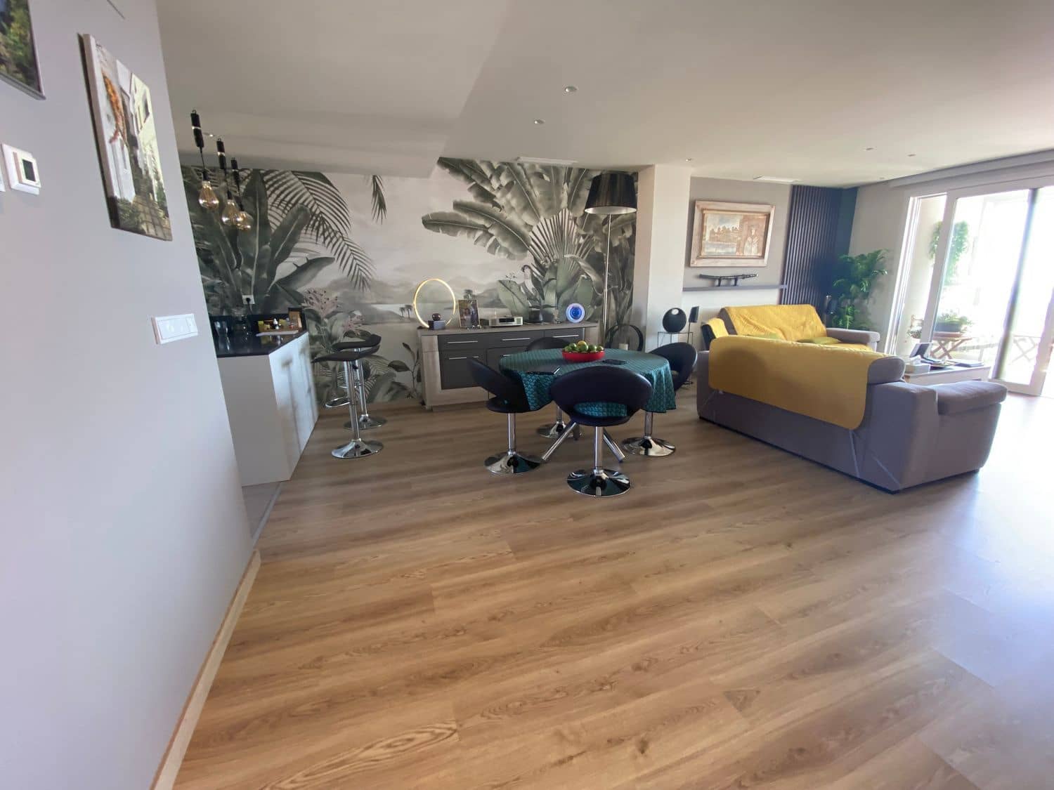 3 bedroom Apartment for sale in El Campello with pool garage - € 595,000 (Ref: 9132091)