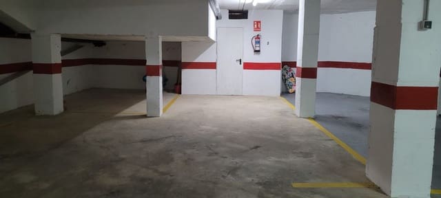 Garage till salu i Avenida Habaneras - Curva de Palangre, Torrevieja - 14 000 € (Ref: 9154735)