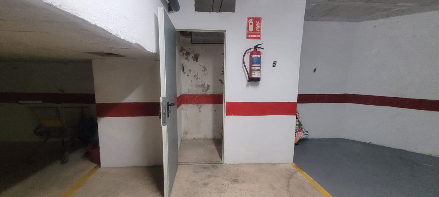 Garage til salg i Torrevieja - € 14.000 (Ref: 9154735)