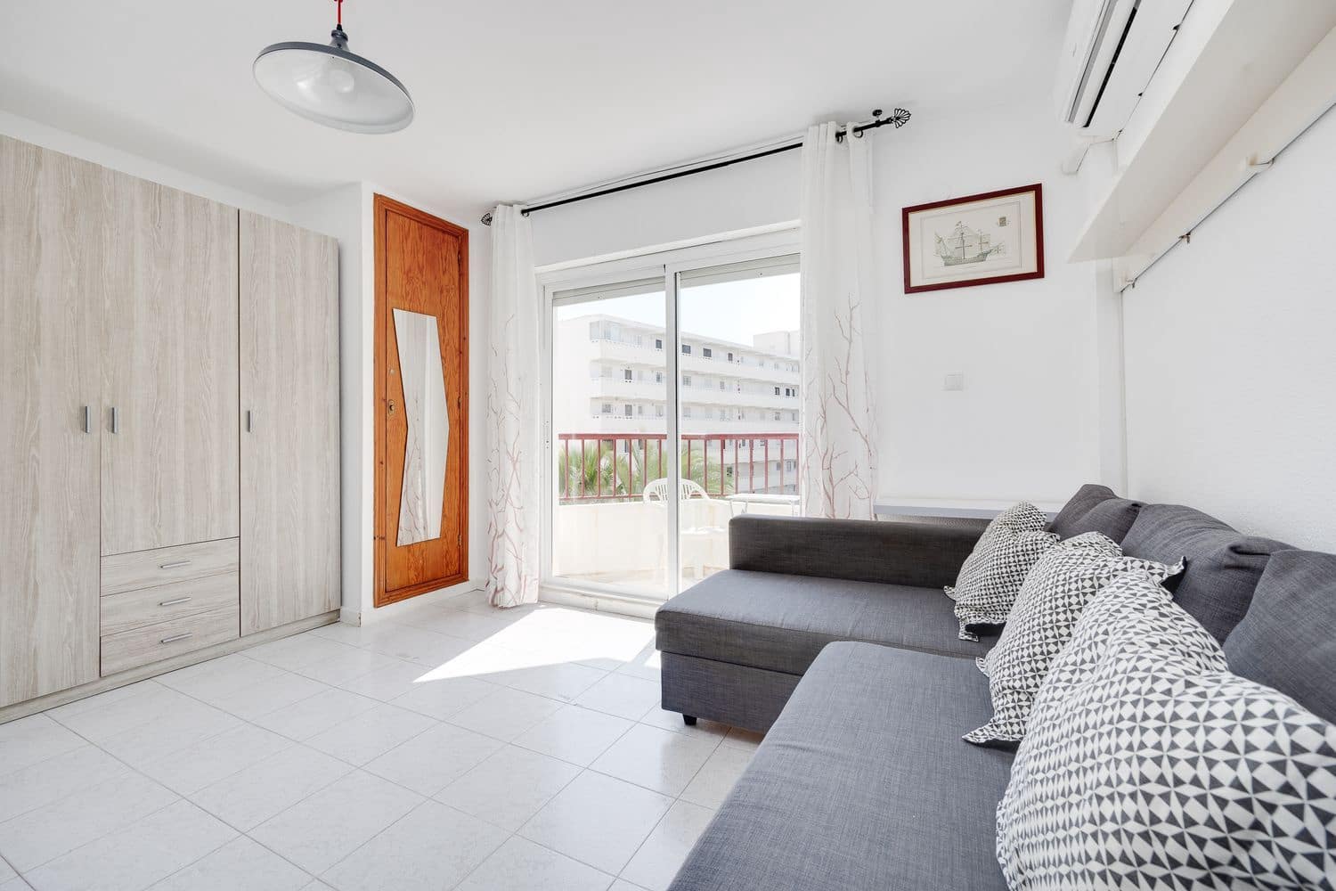 Lejlighed til salg i Torrevieja med swimmingpool garage - € 86.000 (Ref: 9185019)