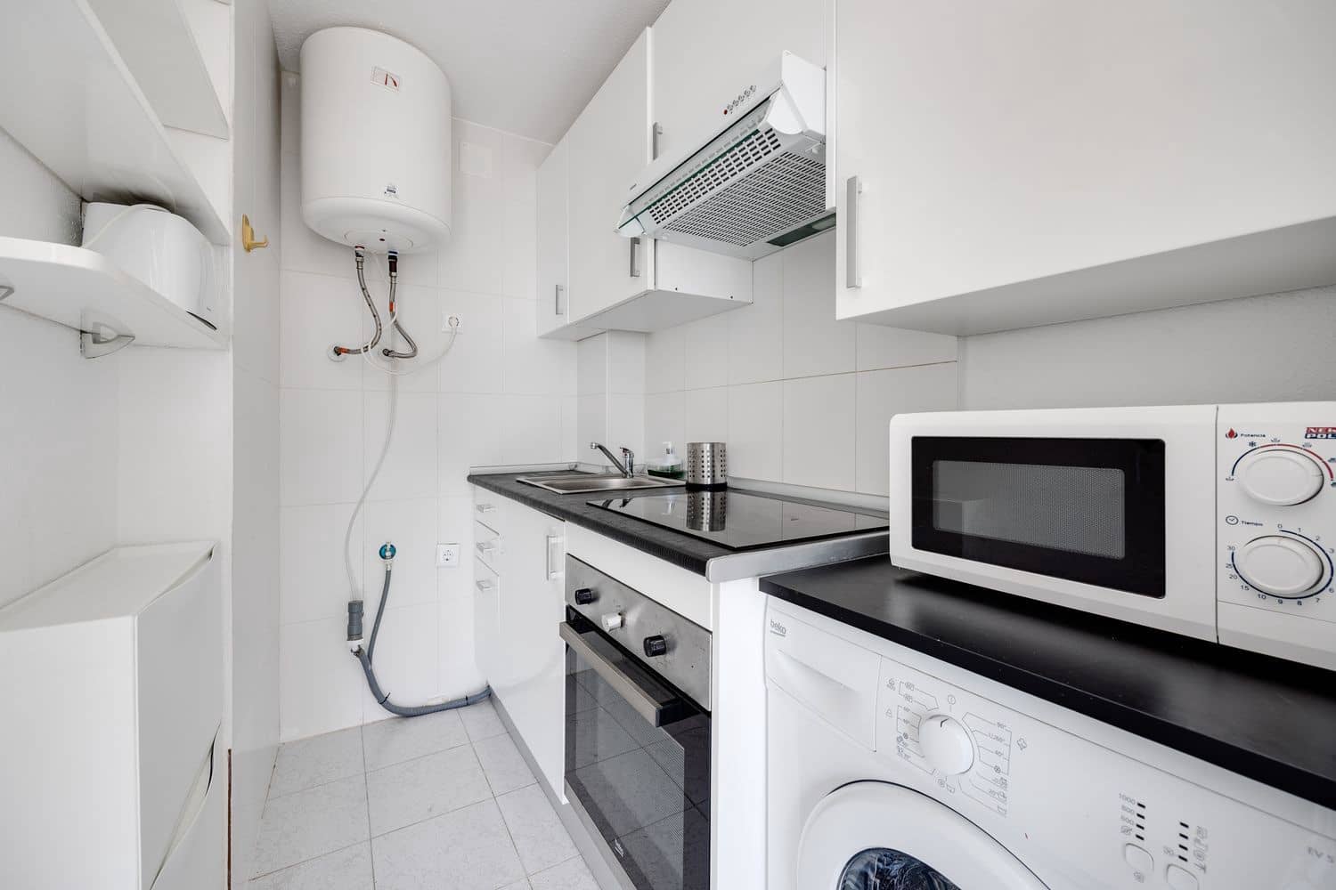 Lejlighed til salg i Torrevieja med swimmingpool garage - € 86.000 (Ref: 9185019)