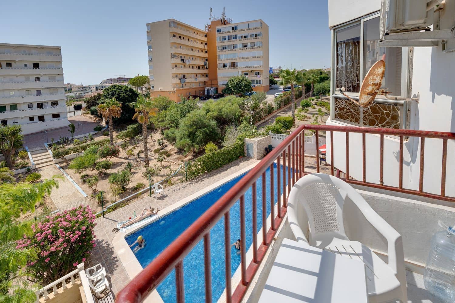 Lejlighed til salg i Torrevieja med swimmingpool garage - € 86.000 (Ref: 9185019)