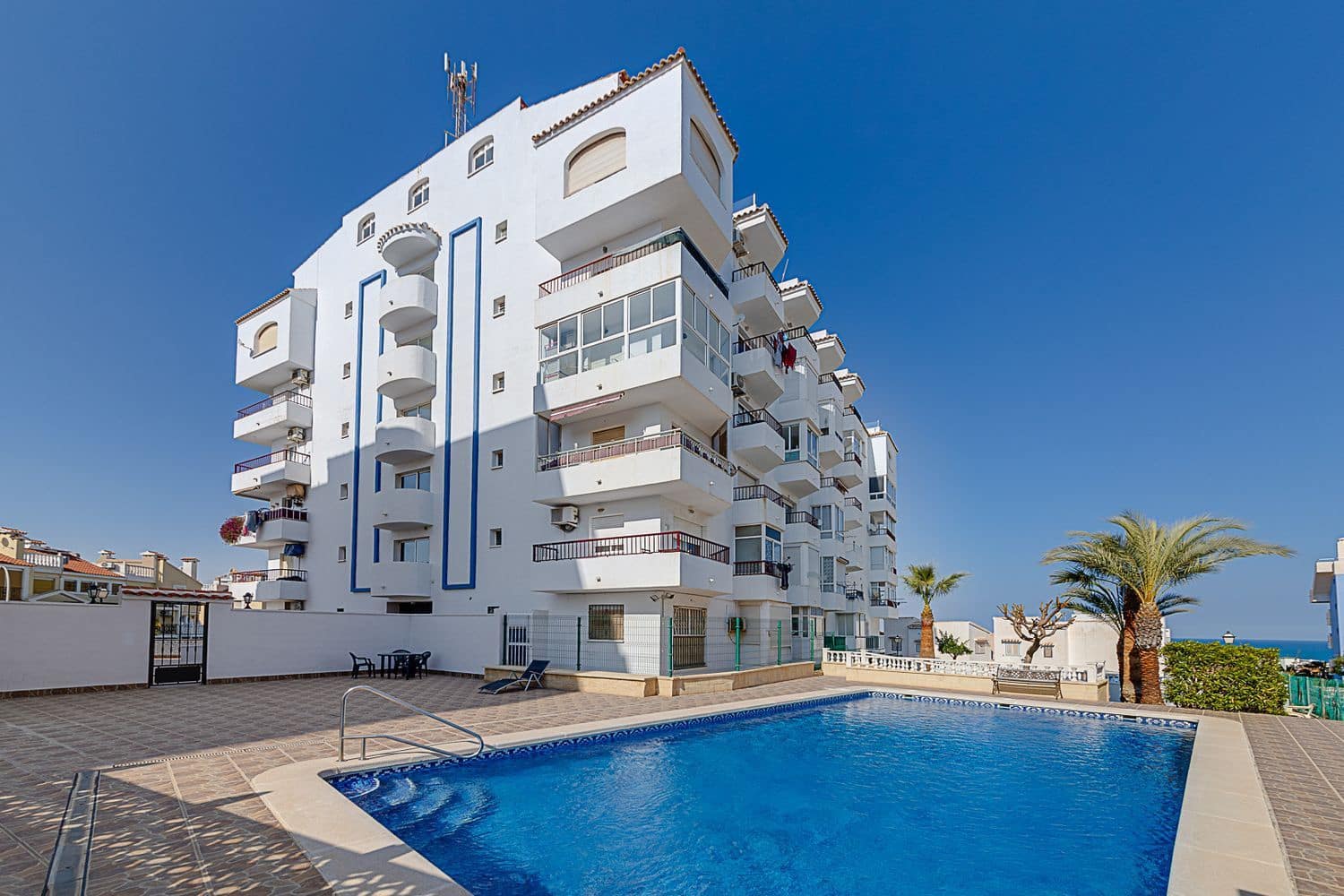Lejlighed til salg i Torrevieja med swimmingpool garage - € 86.000 (Ref: 9185019)