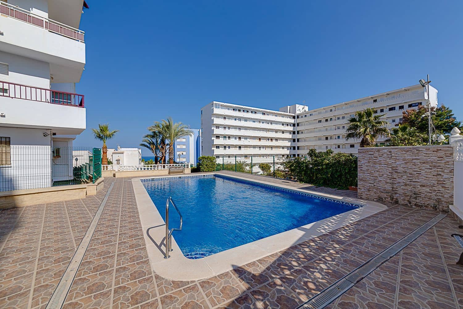 Lejlighed til salg i Torrevieja med swimmingpool garage - € 86.000 (Ref: 9185019)