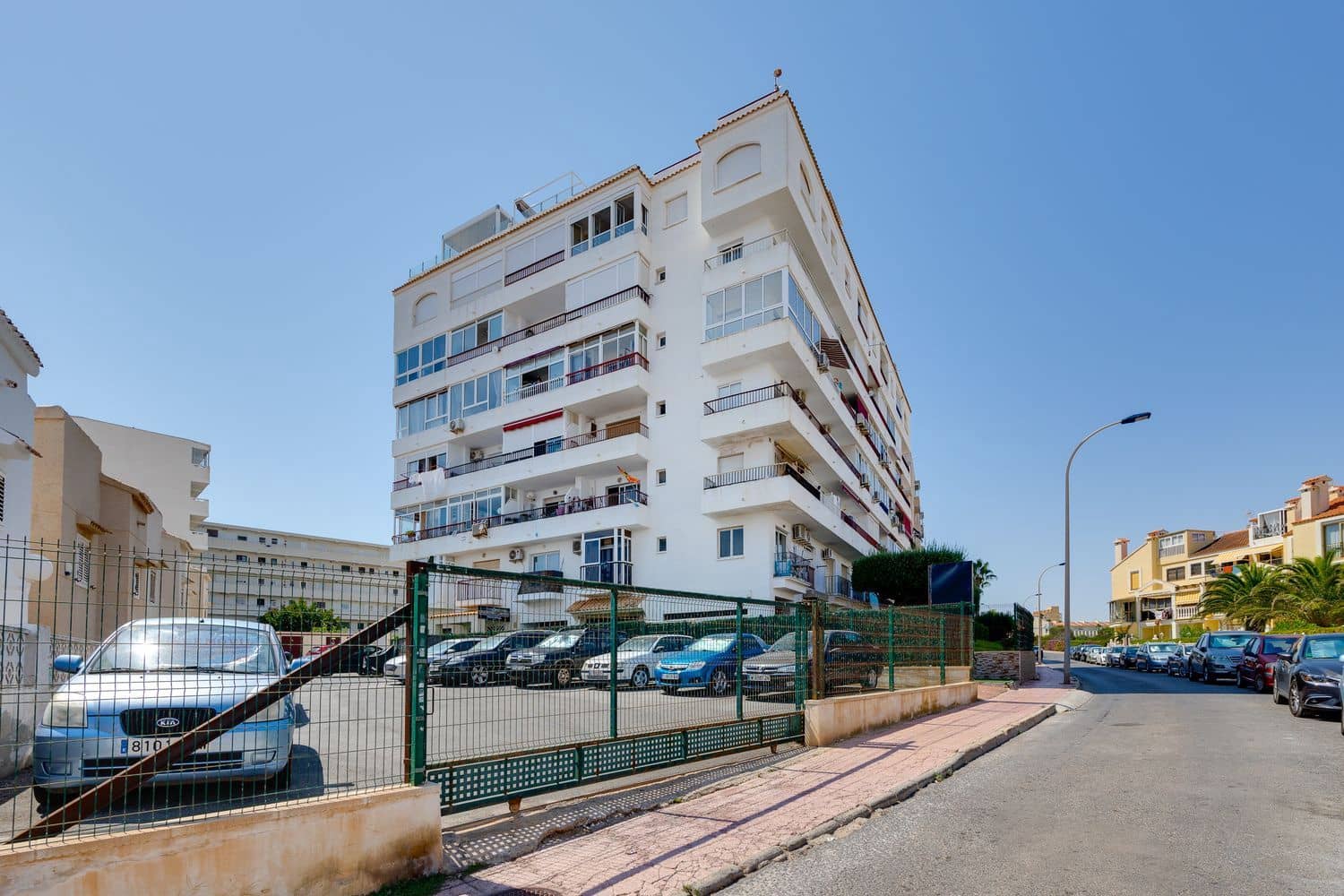 Lejlighed til salg i Torrevieja med swimmingpool garage - € 86.000 (Ref: 9185019)