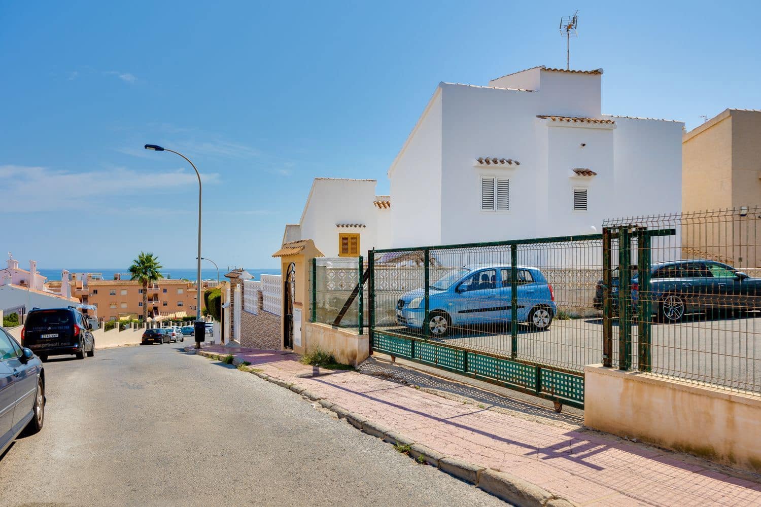 Lejlighed til salg i Torrevieja med swimmingpool garage - € 86.000 (Ref: 9185019)