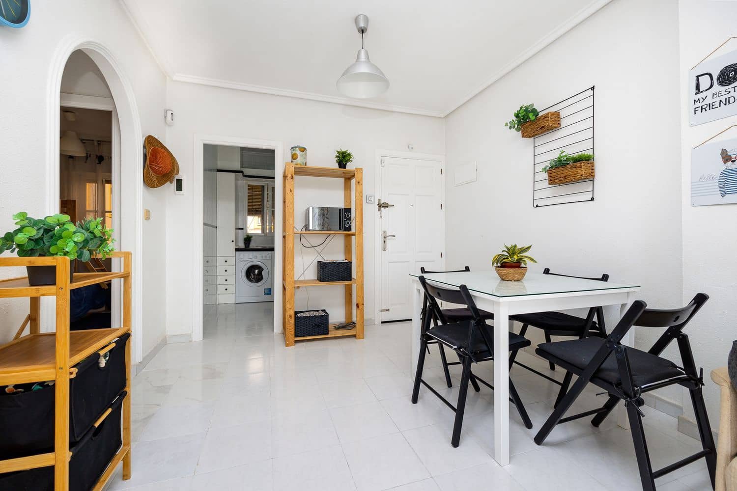 2 makuuhuone Huoneisto myytävänä paikassa Torrevieja mukana uima-altaan 
autotalli - 127 000 € (Ref: 9185021)