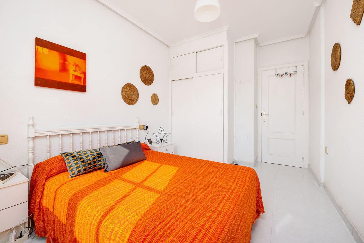 2 makuuhuone Huoneisto myytävänä paikassa Torrevieja mukana uima-altaan 
autotalli - 127 000 € (Ref: 9185021)