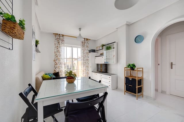 2 makuuhuone Huoneisto myytävänä paikassa Torreblanca, Torrevieja mukana uima-altaan 
autotalli - 127 000 € (Ref: 9185021)