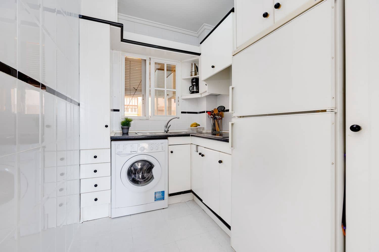 2 makuuhuone Huoneisto myytävänä paikassa Torrevieja mukana uima-altaan 
autotalli - 127 000 € (Ref: 9185021)