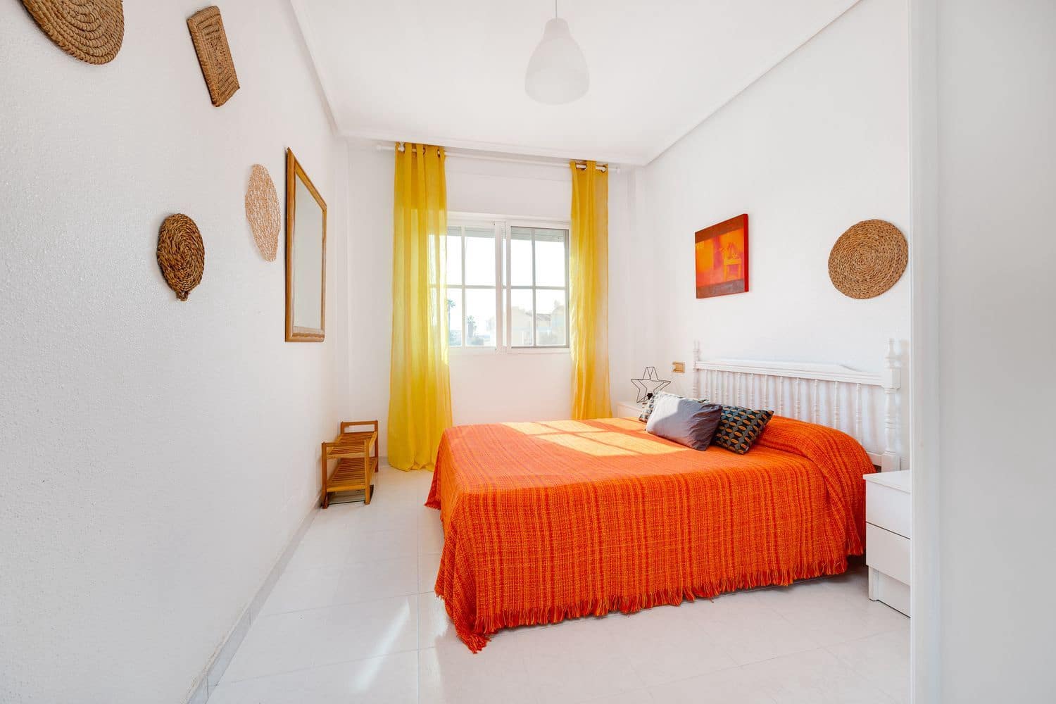 2 makuuhuone Huoneisto myytävänä paikassa Torrevieja mukana uima-altaan 
autotalli - 127 000 € (Ref: 9185021)