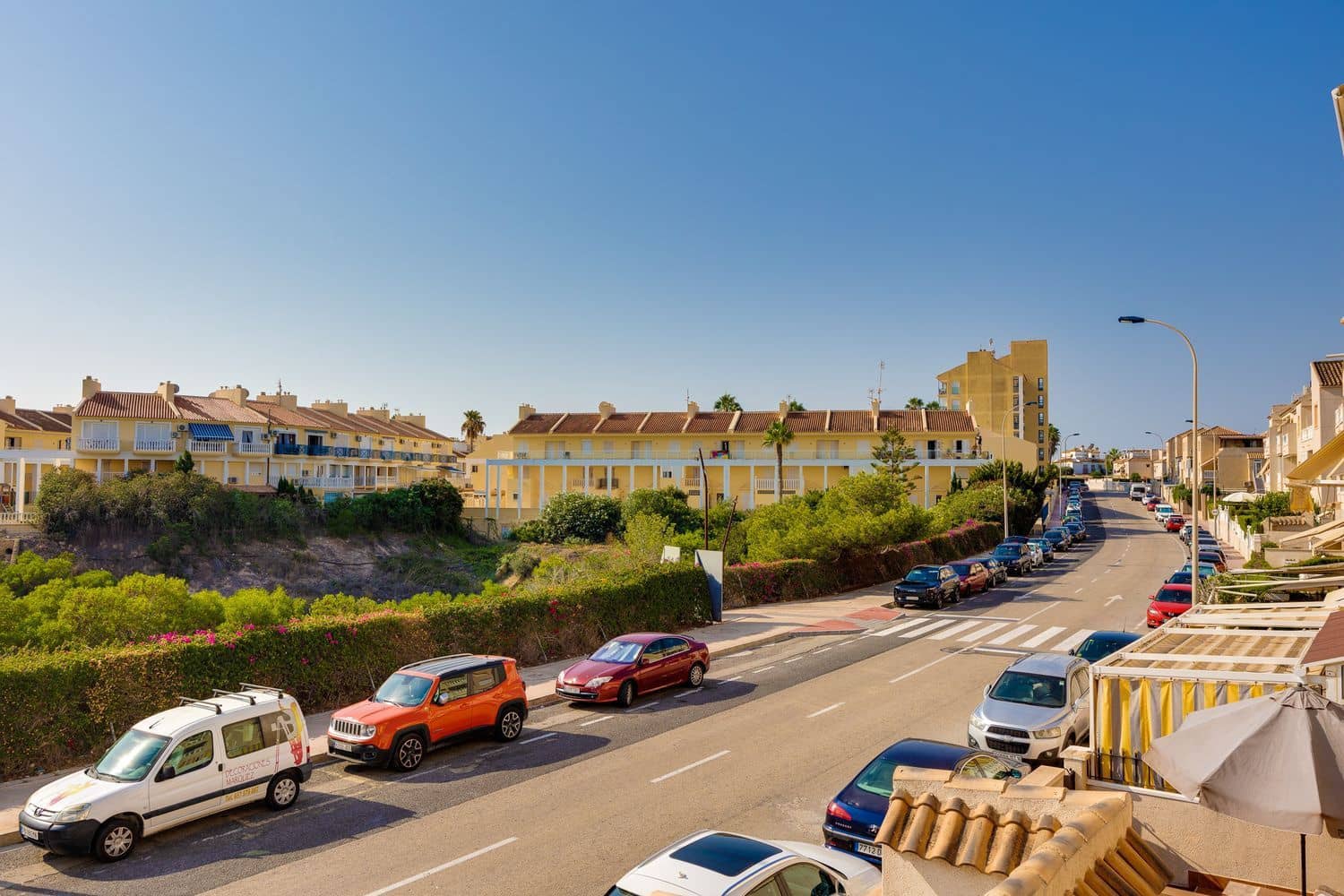 2 makuuhuone Huoneisto myytävänä paikassa Torrevieja mukana uima-altaan 
autotalli - 127 000 € (Ref: 9185021)