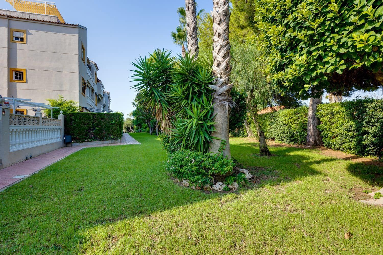 2 makuuhuone Huoneisto myytävänä paikassa Torrevieja mukana uima-altaan 
autotalli - 127 000 € (Ref: 9185021)