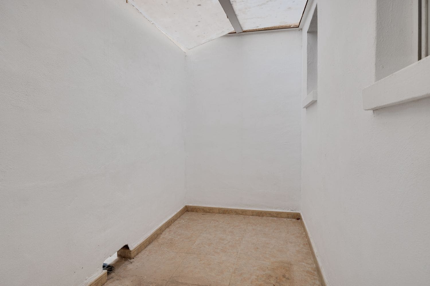 Apartamento de 2 habitaciones en Torrevieja en venta con garaje - 120.000 € (Ref: 9187964)