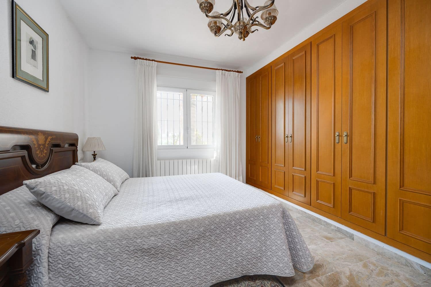 5 chambre Villa/Maison à vendre à Muchamiel / Mutxamel avec piscine garage - 680 000 € (Ref: 9193372)