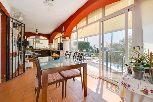 5 chambre Villa/Maison à vendre à Muchamiel / Mutxamel avec piscine garage - 680 000 € (Ref: 9193372)