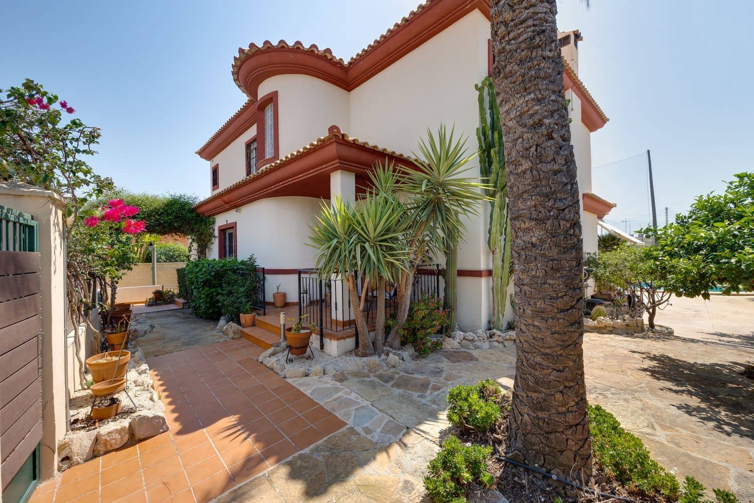 5 chambre Villa/Maison à vendre à Muchamiel / Mutxamel avec piscine garage - 680 000 € (Ref: 9193372)