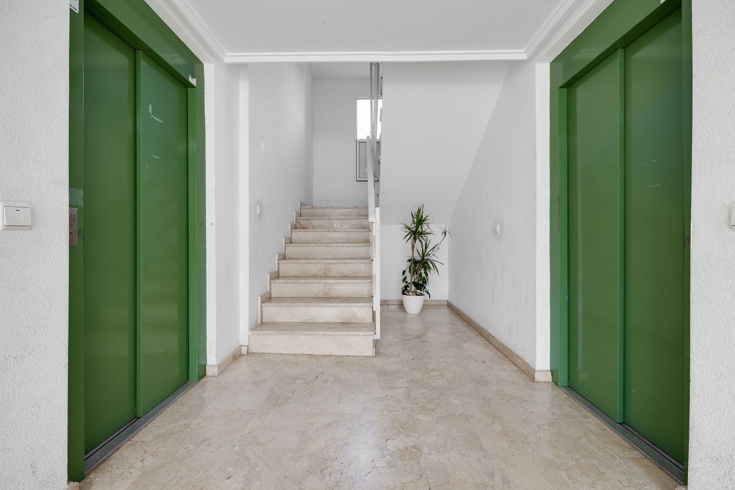 2 camera da letto Appartamento in vendita in Torrevieja con piscina garage - 125.000 € (Rif: 9204157)