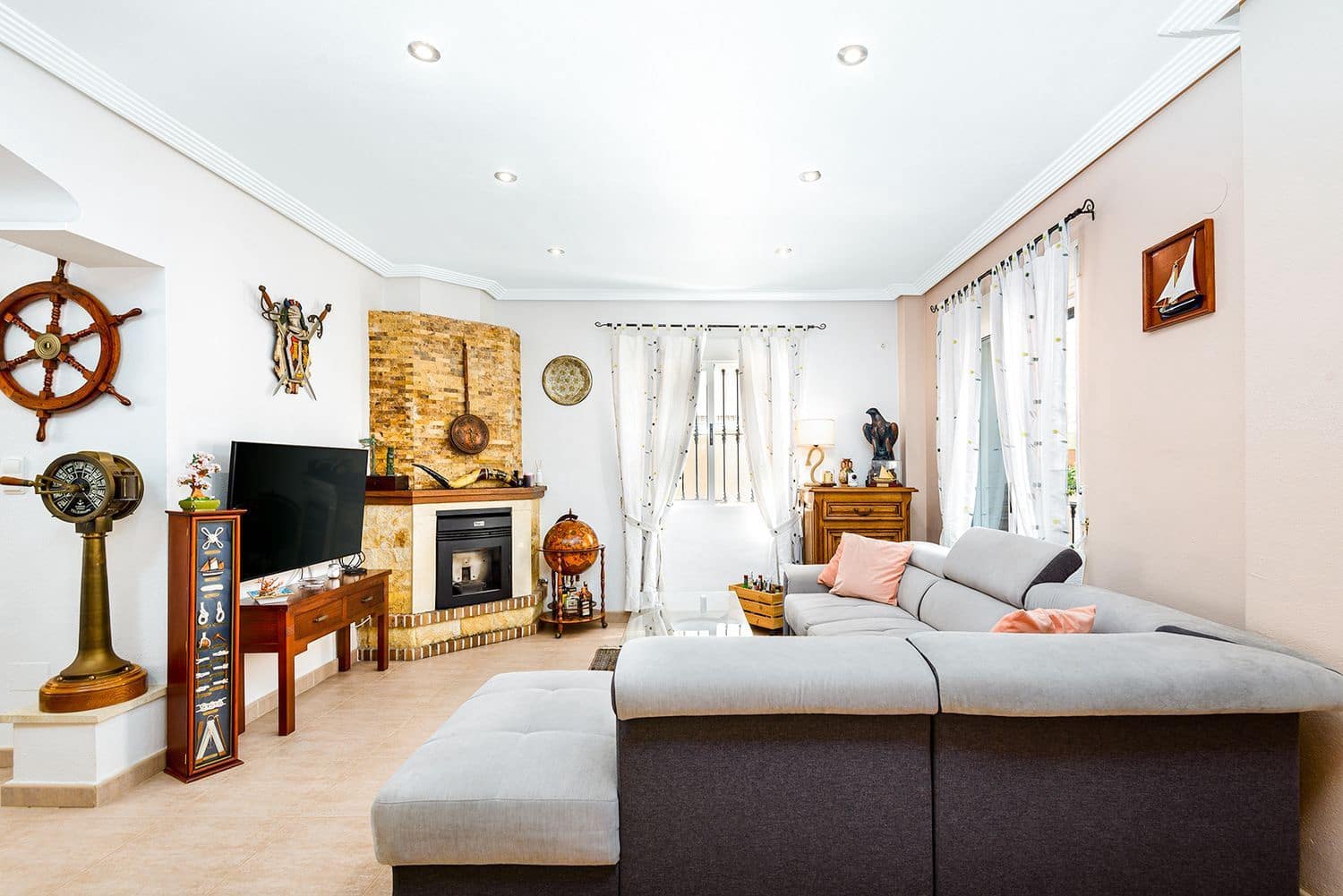 4 bedroom Villa for sale in Orihuela Costa with pool garage - € 349,900 (Ref: 9206172)