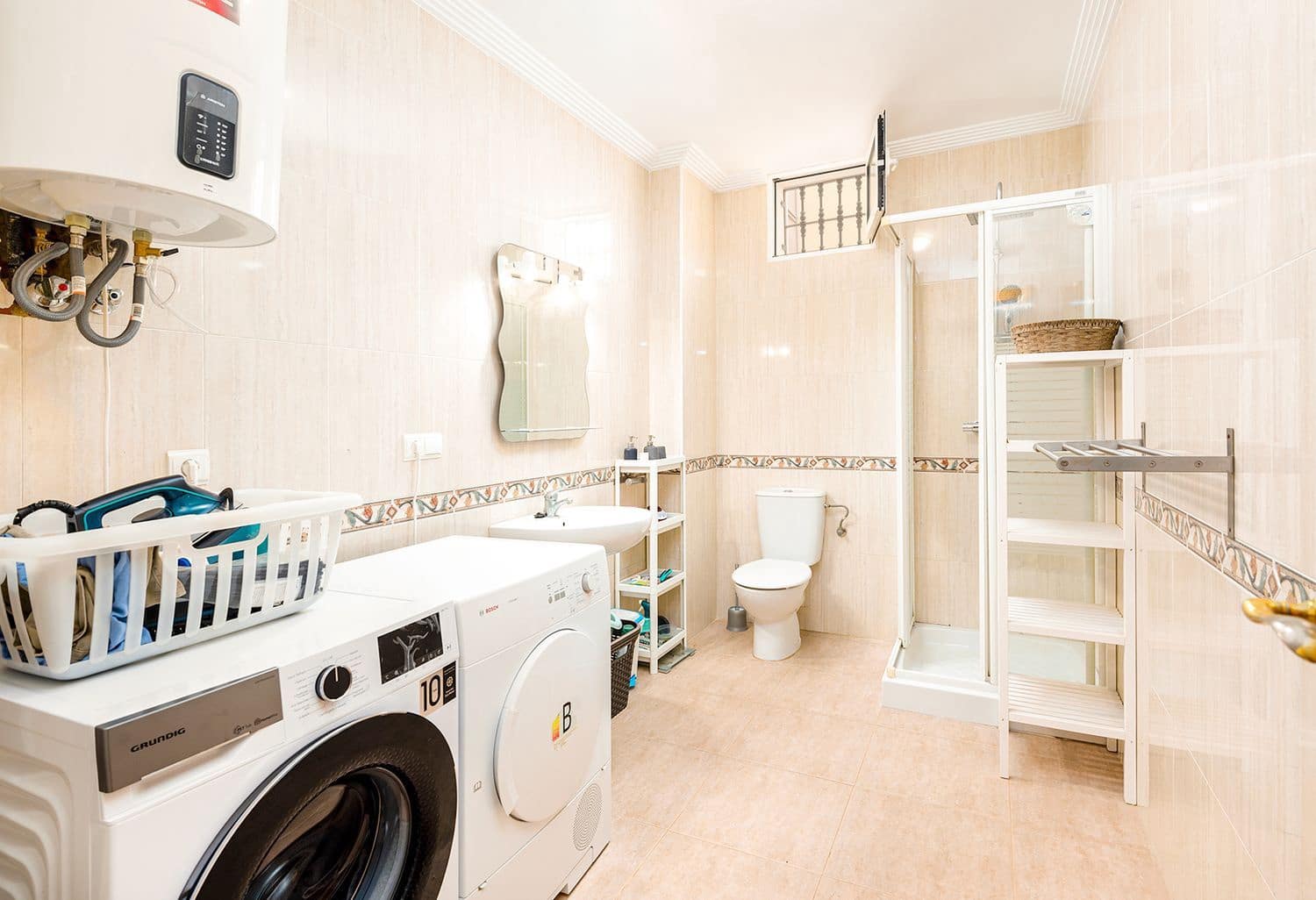 4 bedroom Villa for sale in Orihuela Costa with pool garage - € 349,900 (Ref: 9206172)