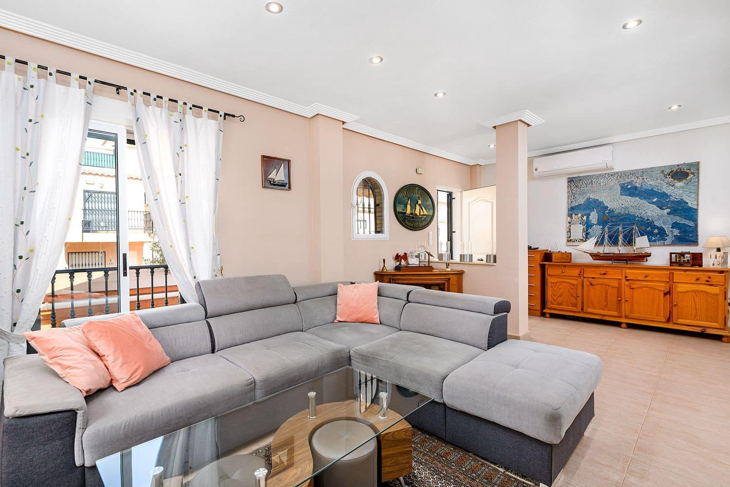 4 bedroom Villa for sale in Orihuela Costa with pool garage - € 349,900 (Ref: 9206172)