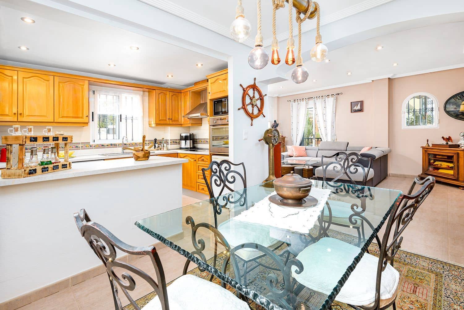 4 bedroom Villa for sale in Orihuela Costa with pool garage - € 349,900 (Ref: 9206172)