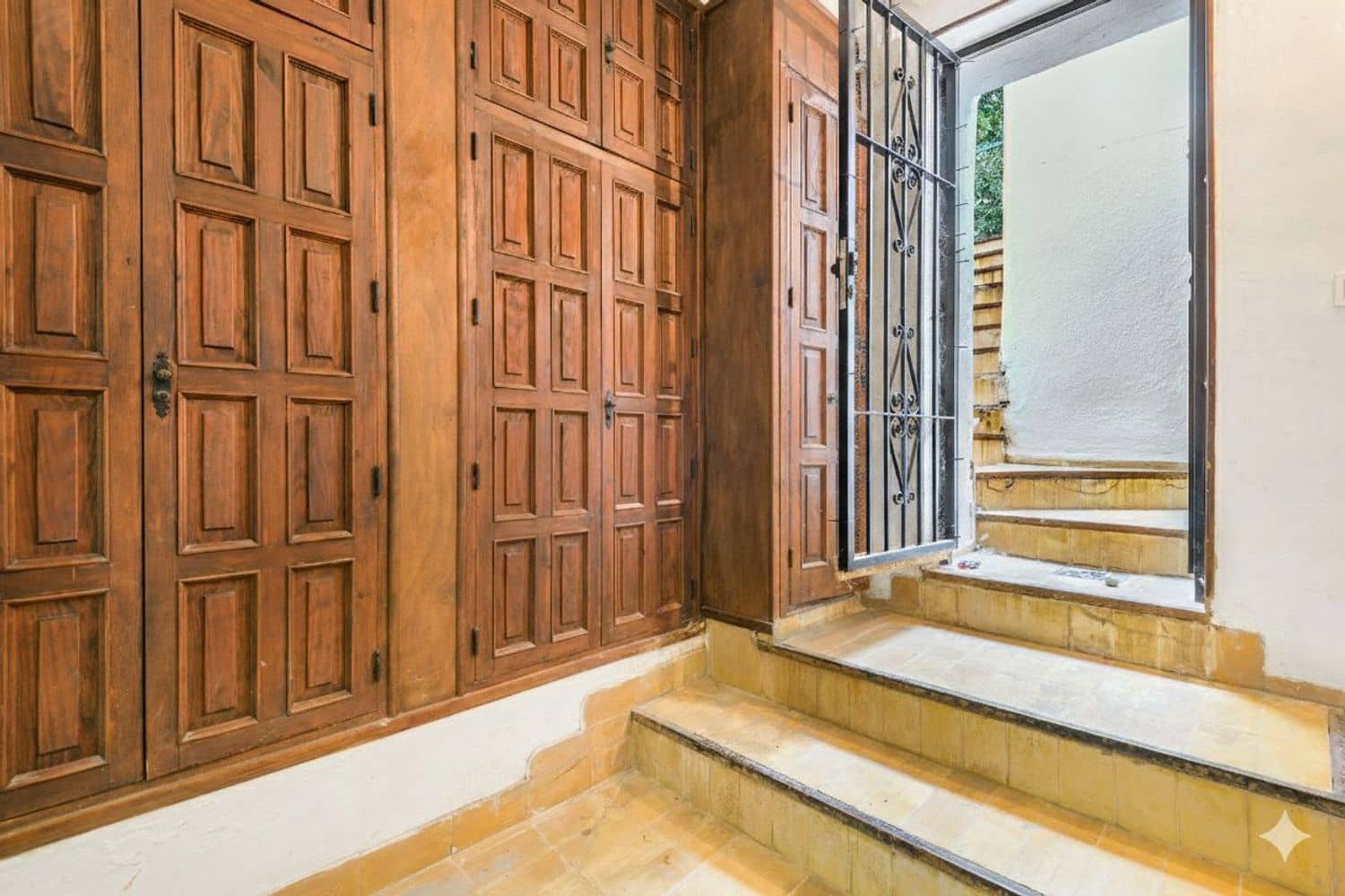 4 soveværelse Byhus til salg i Benidorm med garage - € 285.000 (Ref: 9226103)