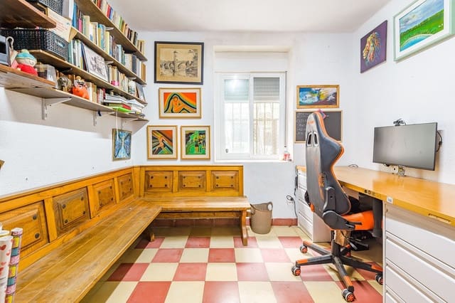 4 bedroom Townhouse for sale in Colonia Madrid, Benidorm with garage - € 285,000 (Ref: 9226103)