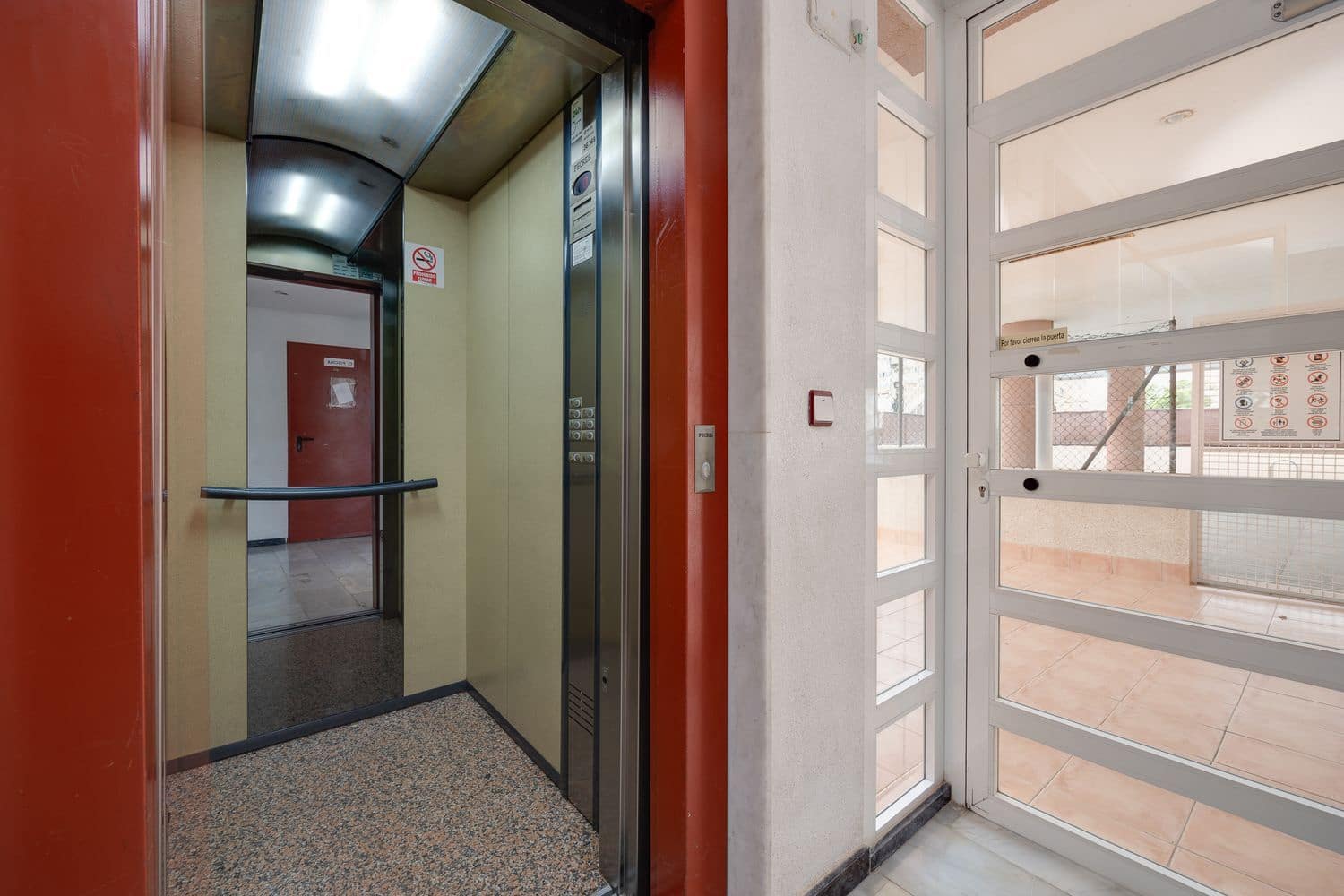 2 chambre Appartement à vendre à Torrevieja avec piscine garage - 143 000 € (Ref: 9226104)