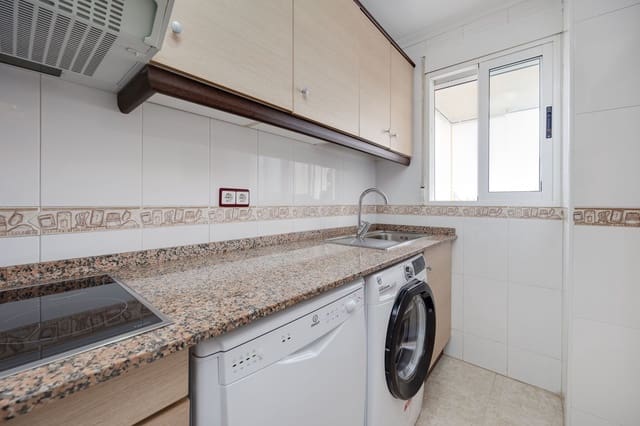 2 bedroom Apartment for sale in Nueva Torrevieja, Torrevieja with pool garage - € 143,000 (Ref: 9226104)