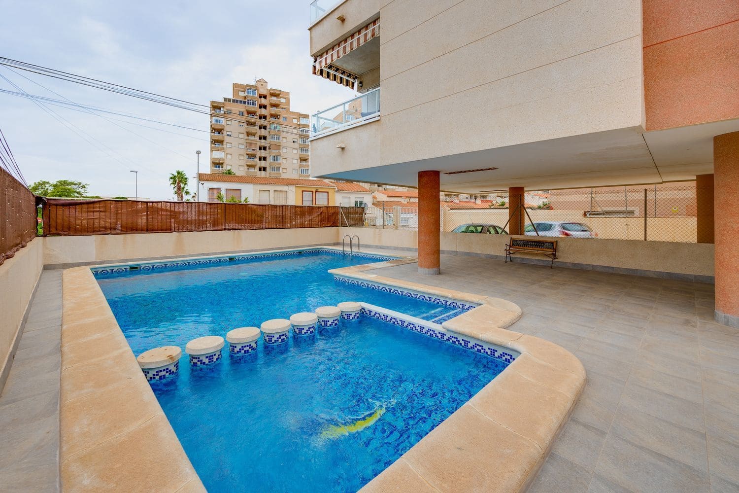 2 chambre Appartement à vendre à Torrevieja avec piscine garage - 143 000 € (Ref: 9226104)