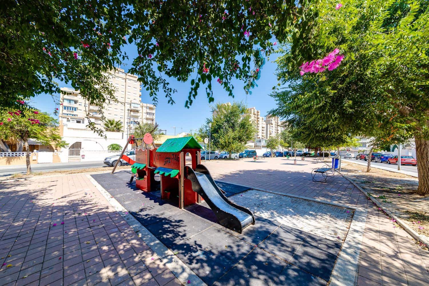 2 chambre Appartement à vendre à Torrevieja avec piscine garage - 143 000 € (Ref: 9226104)