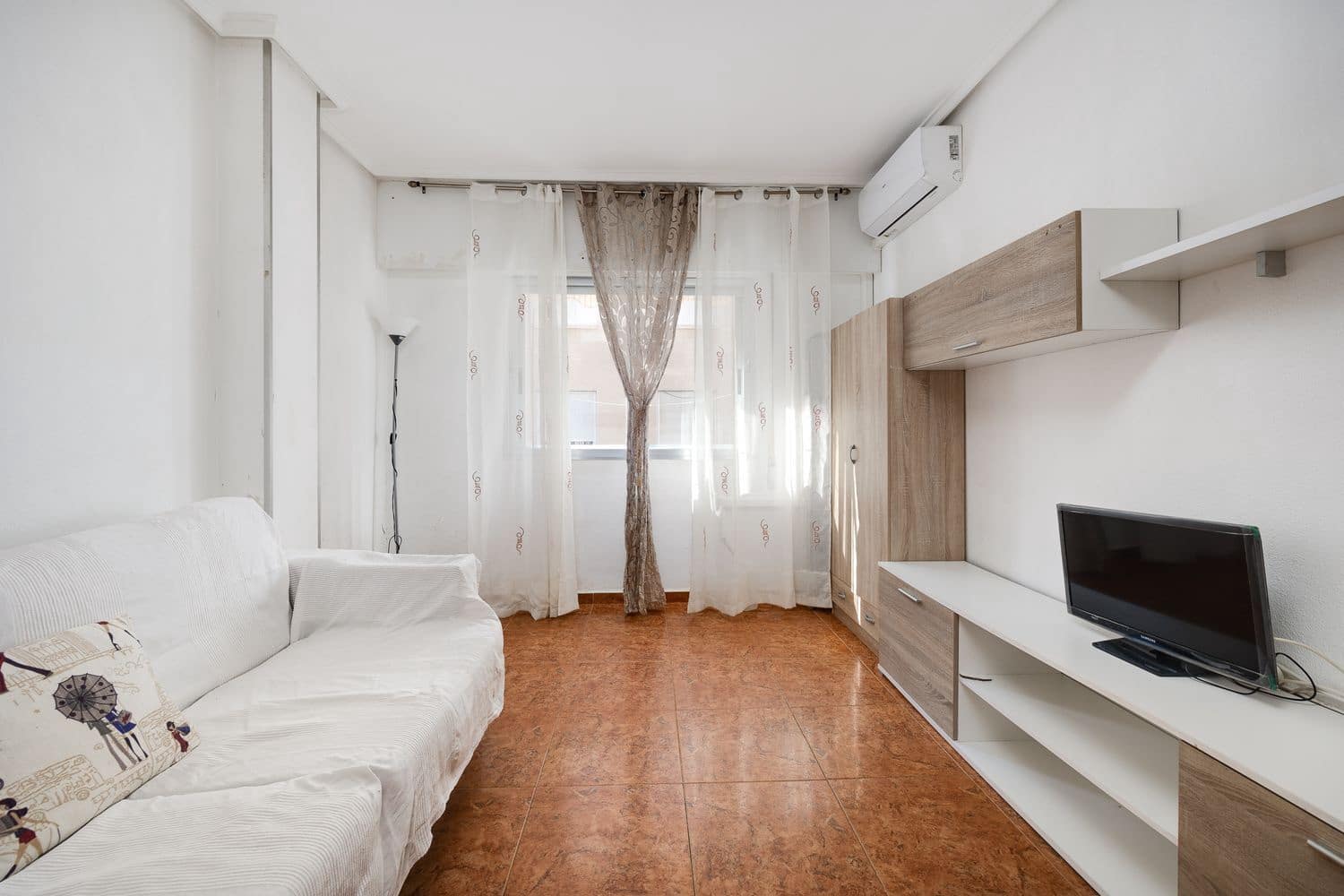 Lejlighed til salg i Torrevieja med garage - € 69.000 (Ref: 9228190)