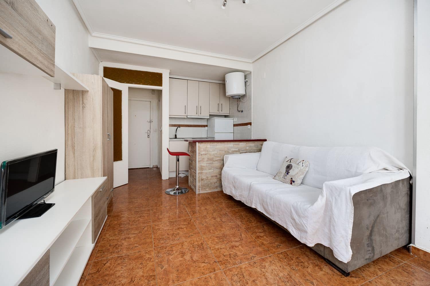 Lejlighed til salg i Torrevieja med garage - € 69.000 (Ref: 9228190)