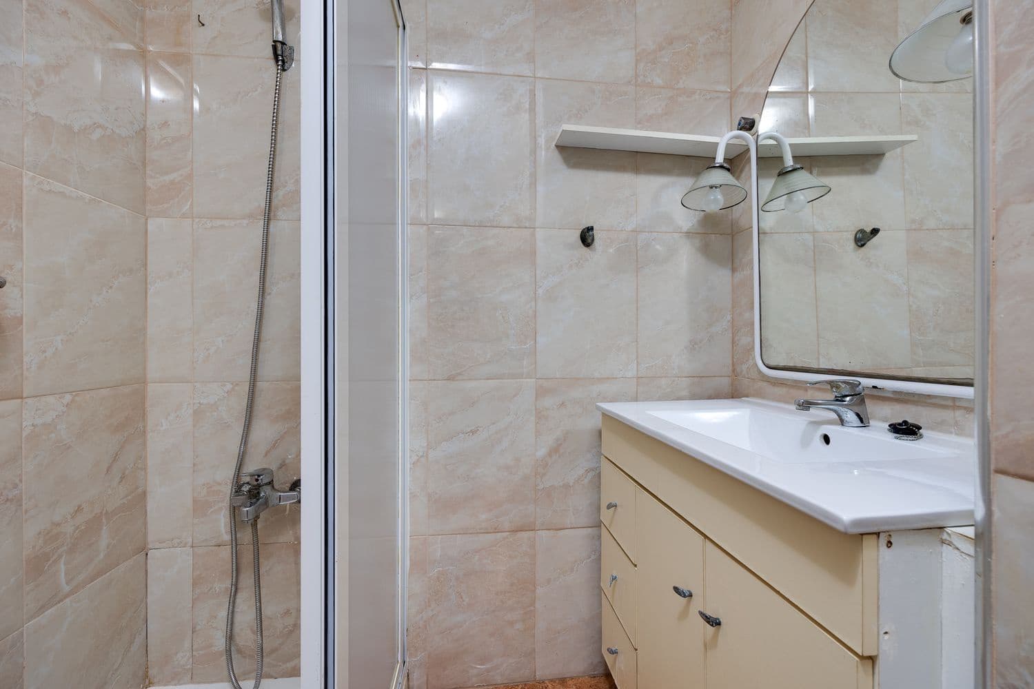 Lejlighed til salg i Torrevieja med garage - € 69.000 (Ref: 9228190)