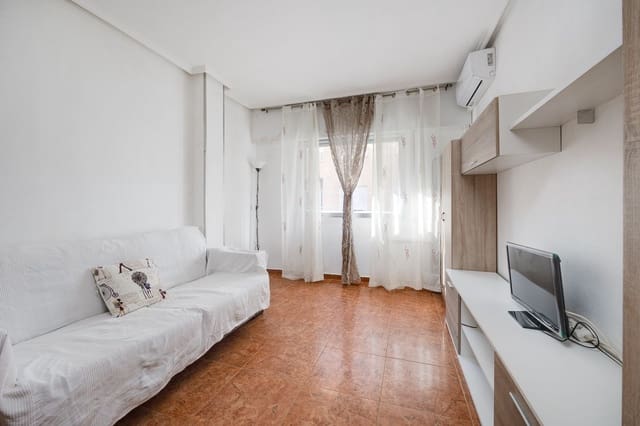 Appartement à vendre à Antonio Machado, Torrevieja avec garage - 69 000 € (Ref: 9228190)