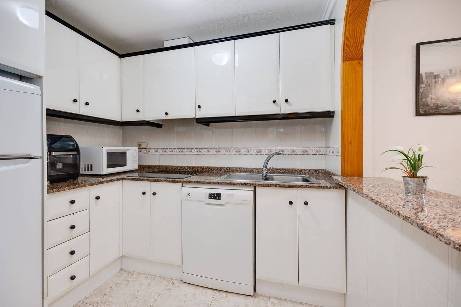 Apartamento para venda em Torrevieja com piscina garagem - 83 000 € (Ref: 9232108)