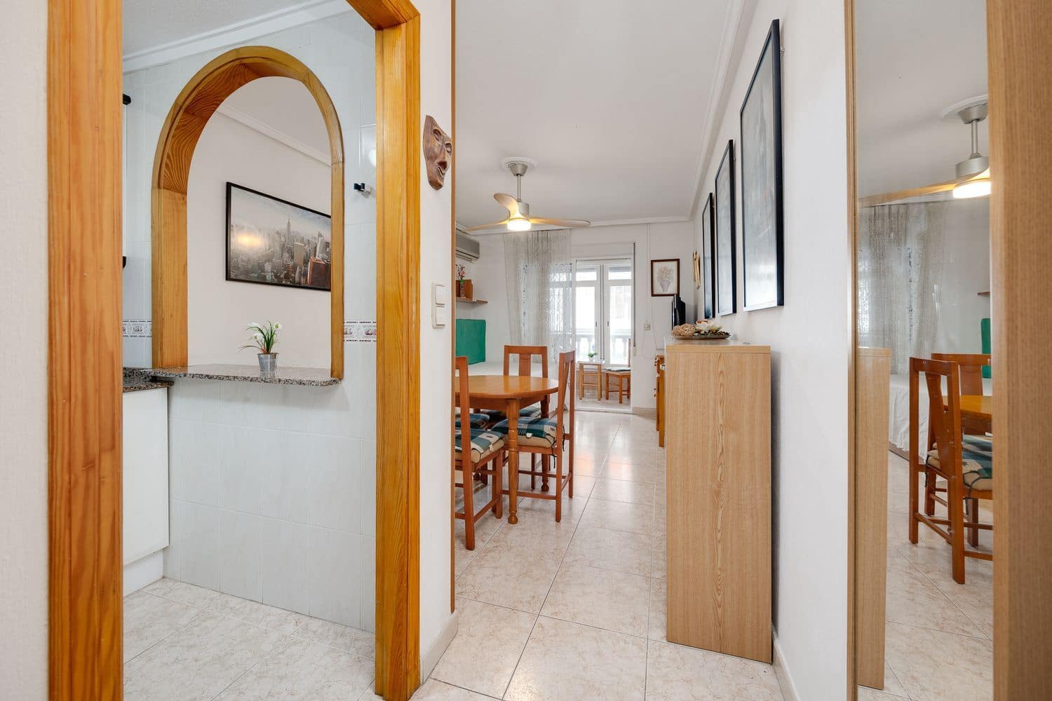 Apartamento para venda em Torrevieja com piscina garagem - 83 000 € (Ref: 9232108)