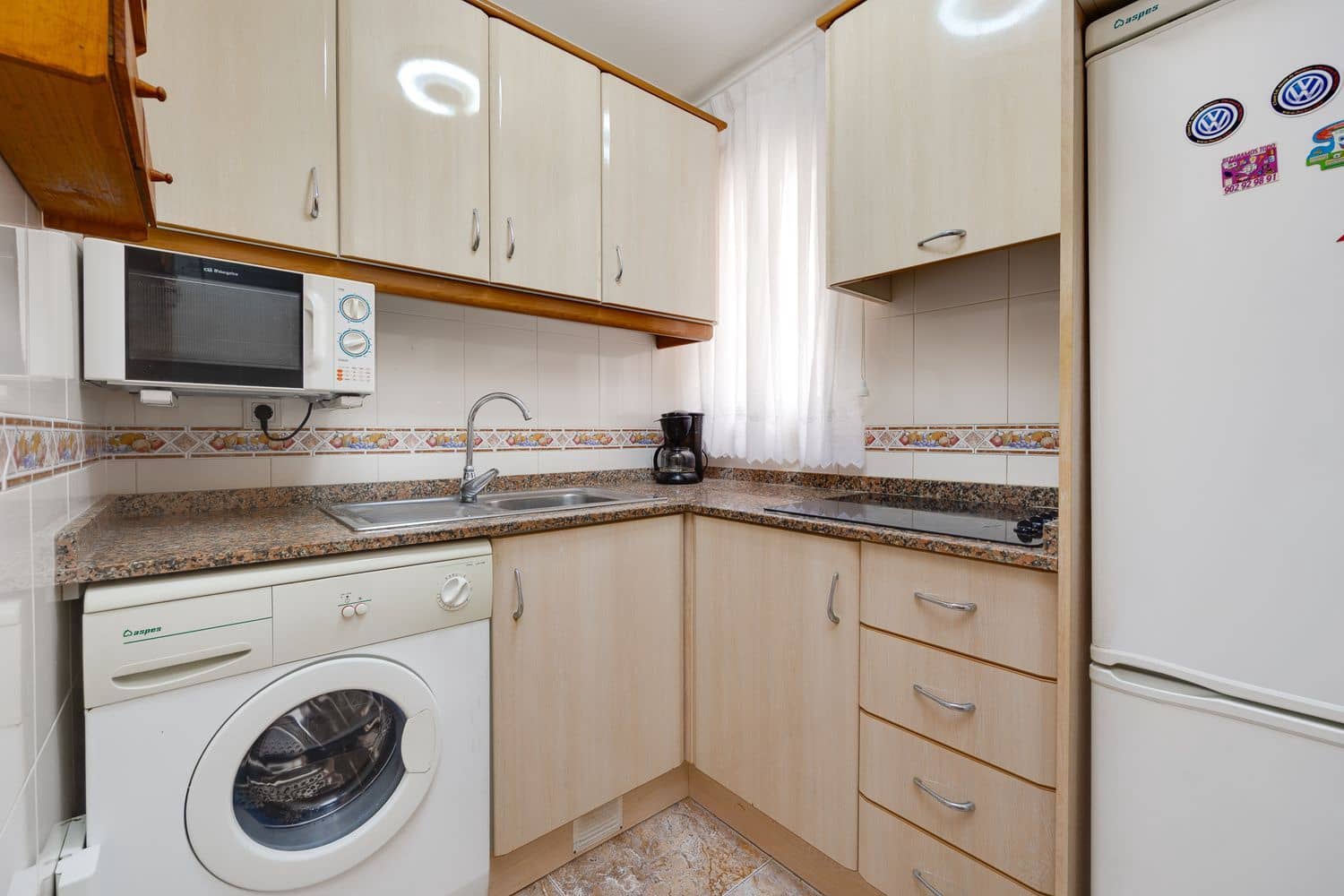 Apartamento de 2 habitaciones en Torrevieja en venta con garaje - 145.000 € (Ref: 9232109)