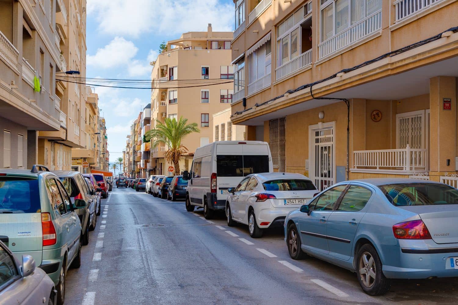 Apartamento de 2 habitaciones en Torrevieja en venta con garaje - 145.000 € (Ref: 9232109)