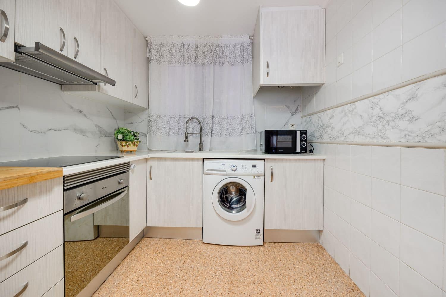 3 soveværelse Lejlighed til salg i Torrevieja med garage - € 195.000 (Ref: 9251725)