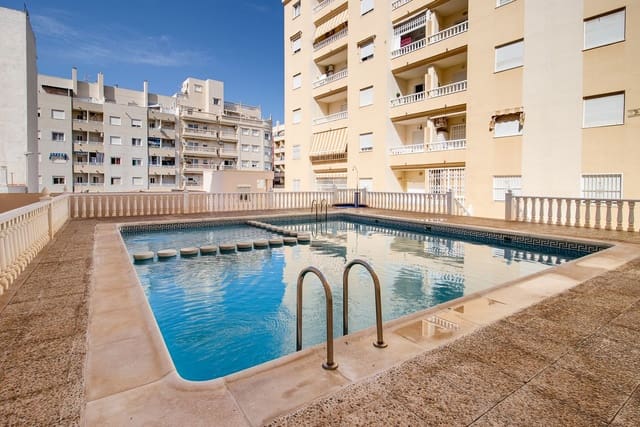 2 chambre Appartement à vendre à El Molino, Torrevieja avec piscine - 110 000 € (Ref: 9251726)