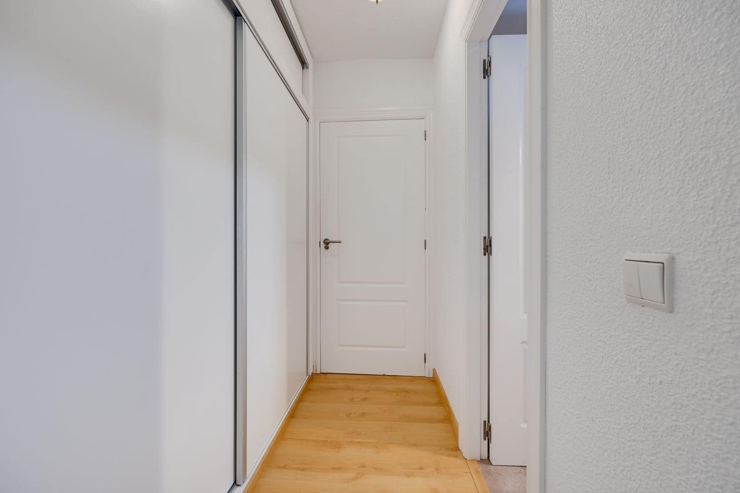 2 bedroom Apartment for sale in Torrevieja with garage - € 299,000 (Ref: 9275656)