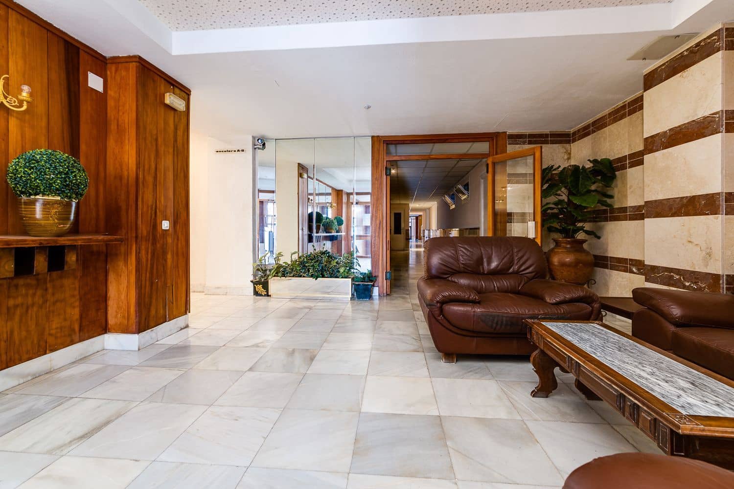 2 bedroom Apartment for sale in Torrevieja with garage - € 299,000 (Ref: 9275656)