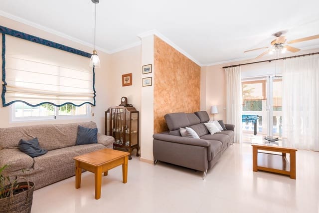 5 chambre Villa/Maison à vendre à Muchamiel / Mutxamel avec piscine garage - 520 000 € (Ref: 9290986)