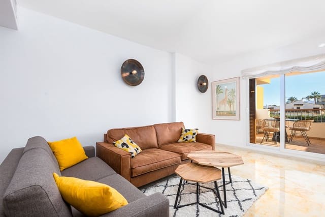 2 chambre Appartement à vendre à Punta Prima, Torrevieja avec piscine garage - 299 000 € (Ref: 9296498)