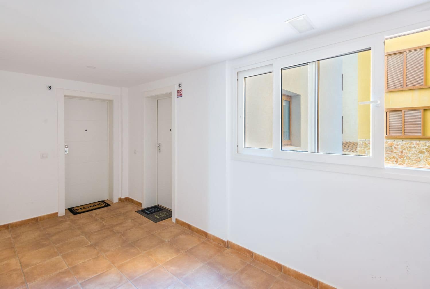 2 chambre Appartement à vendre à Punta Prima avec piscine garage - 299 000 € (Ref: 9296498)