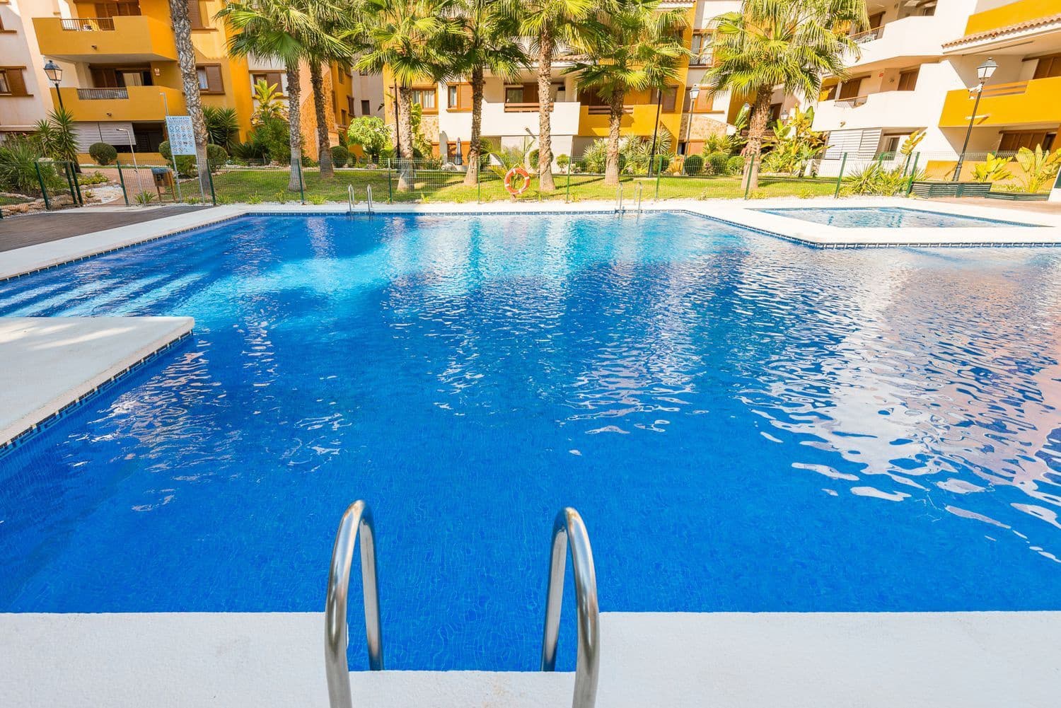 2 chambre Appartement à vendre à Punta Prima avec piscine garage - 299 000 € (Ref: 9296498)